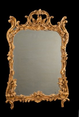 Giltwood mirror